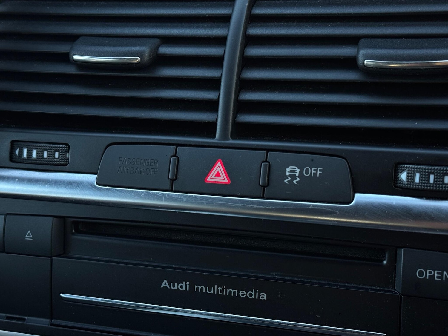 Used Audi Q7 2012 for sale - 76855747: Photo 45