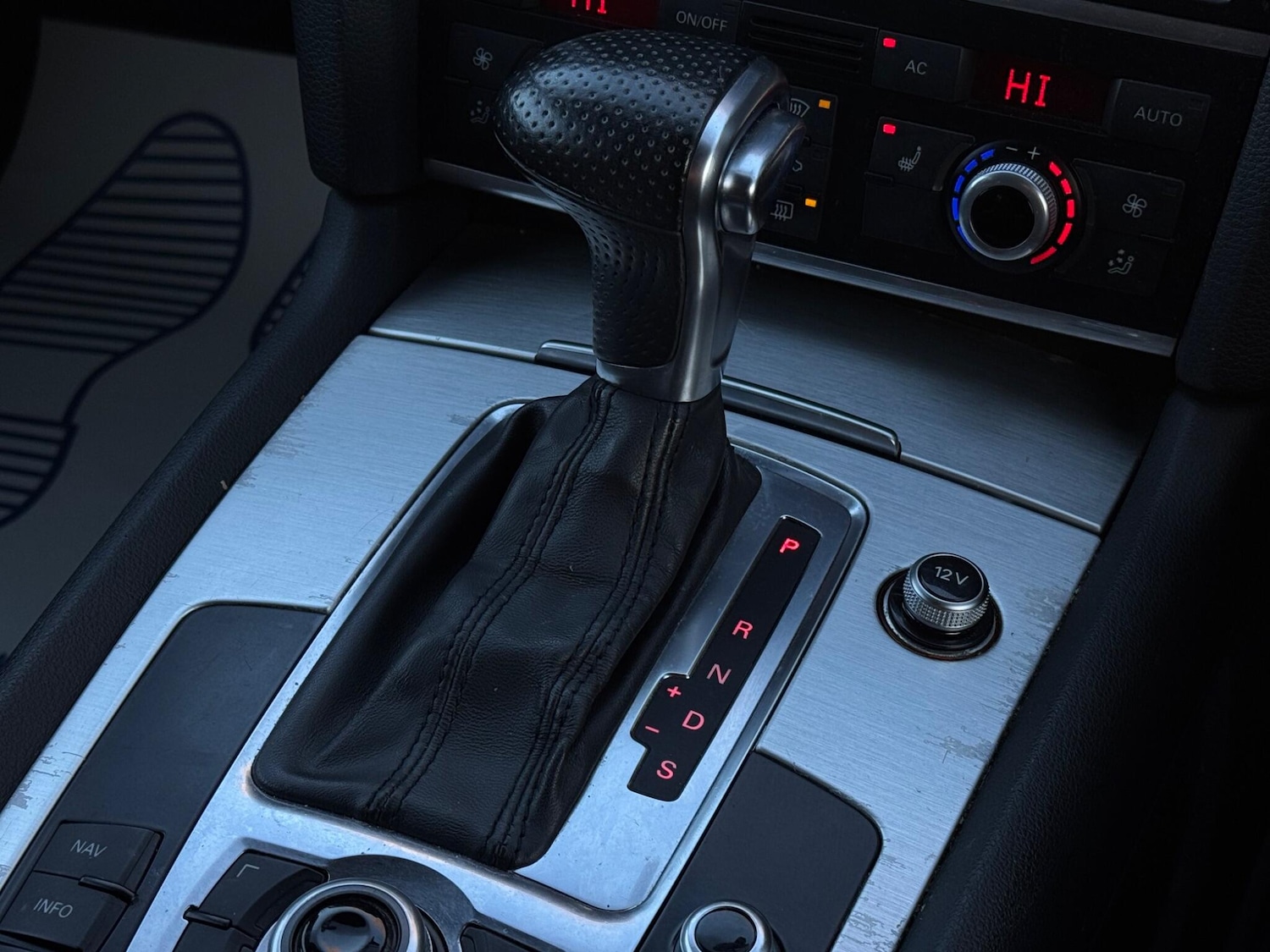 Used Audi Q7 2012 for sale - 76855747: Photo 59