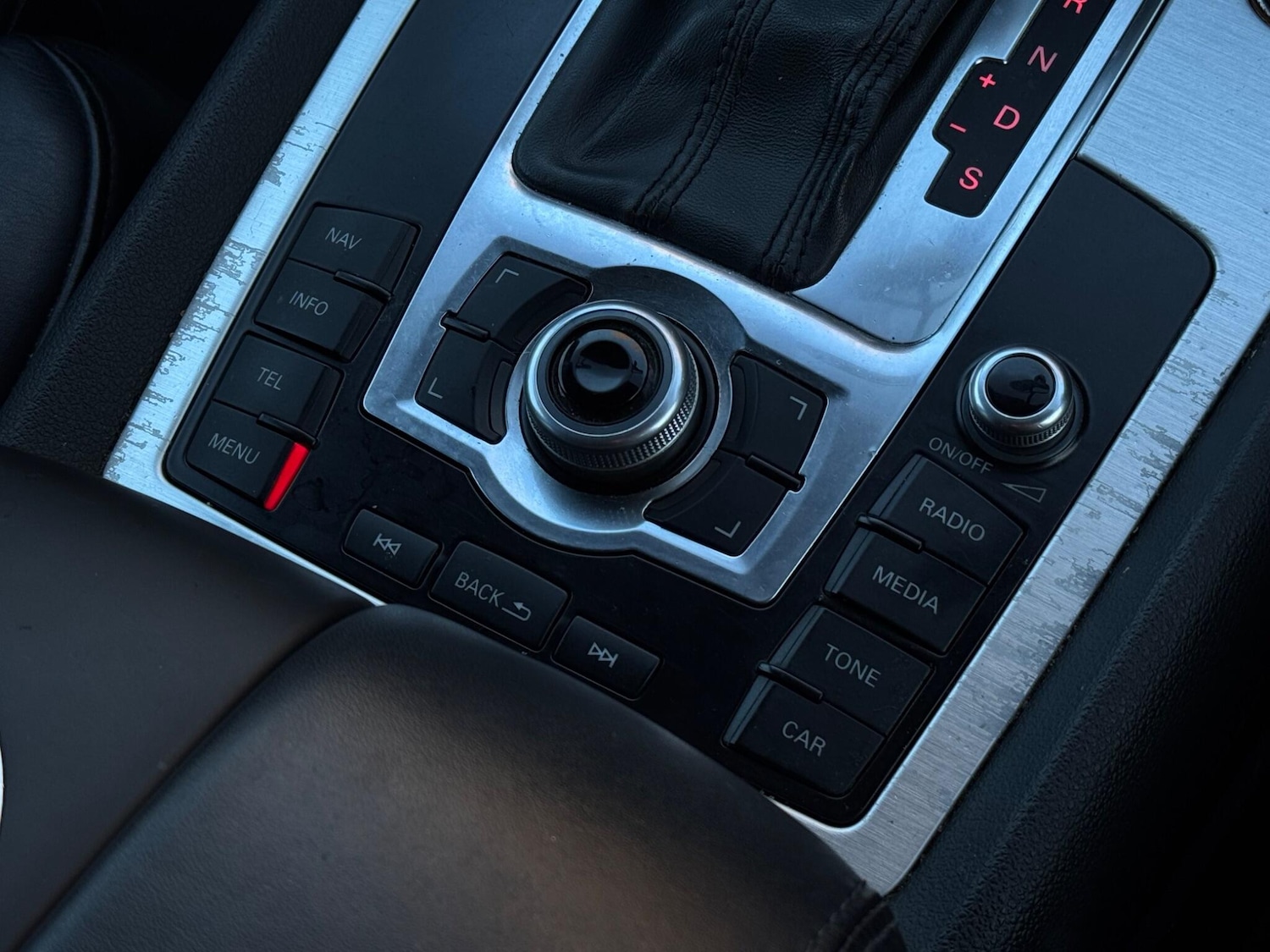 Used Audi Q7 2012 for sale - 76855747: Photo 61