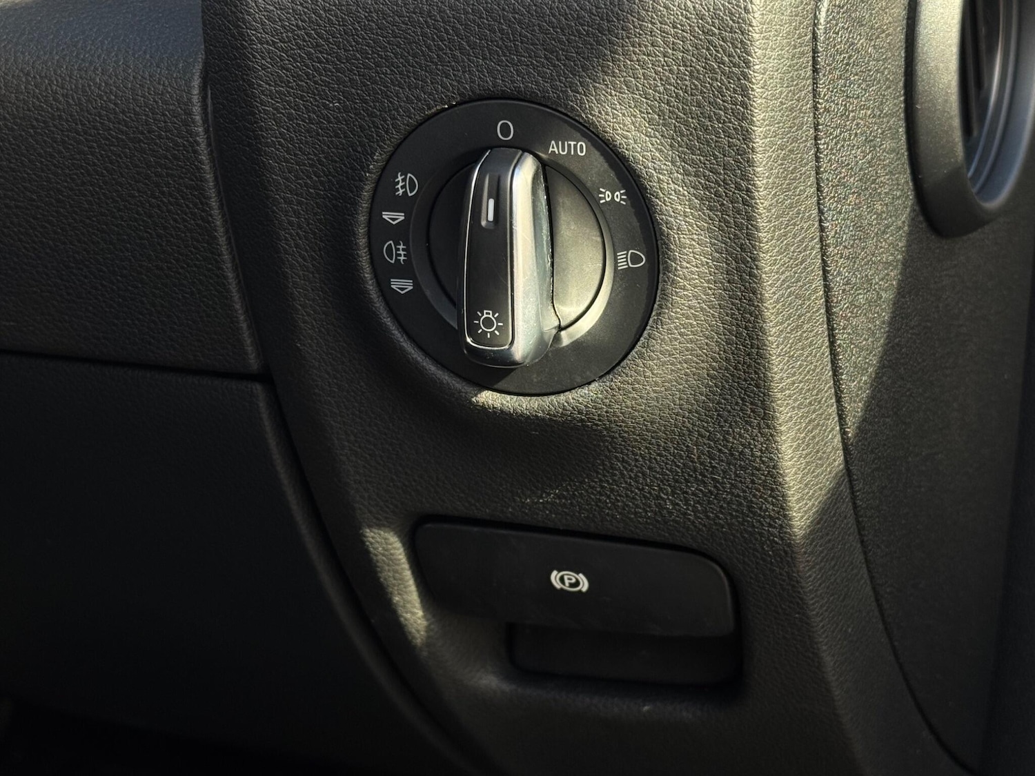 Used Audi Q7 2012 for sale - 76855747: Photo 69