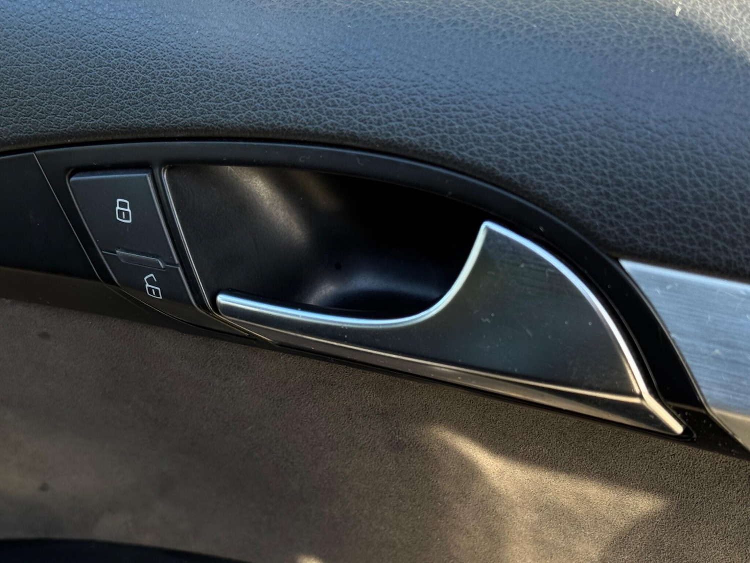 Used Audi Q7 2012 for sale - 76855747: Photo 70