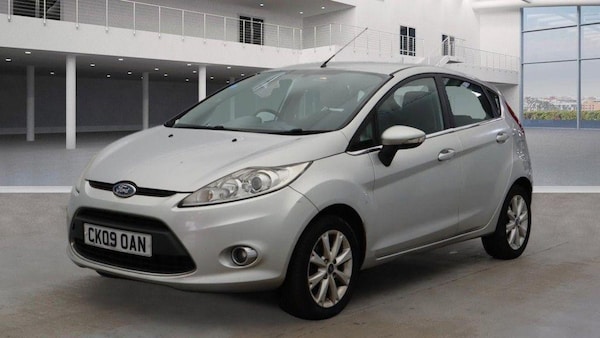 Used Ford Fiesta 2009 for sale - 74243288: Photo 2