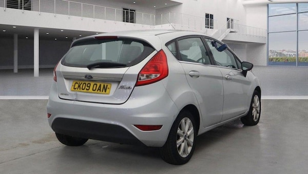 Used Ford Fiesta 2009 for sale - 74243288: Photo 4
