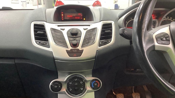 Used Ford Fiesta 2009 for sale - 74243288: Photo 8