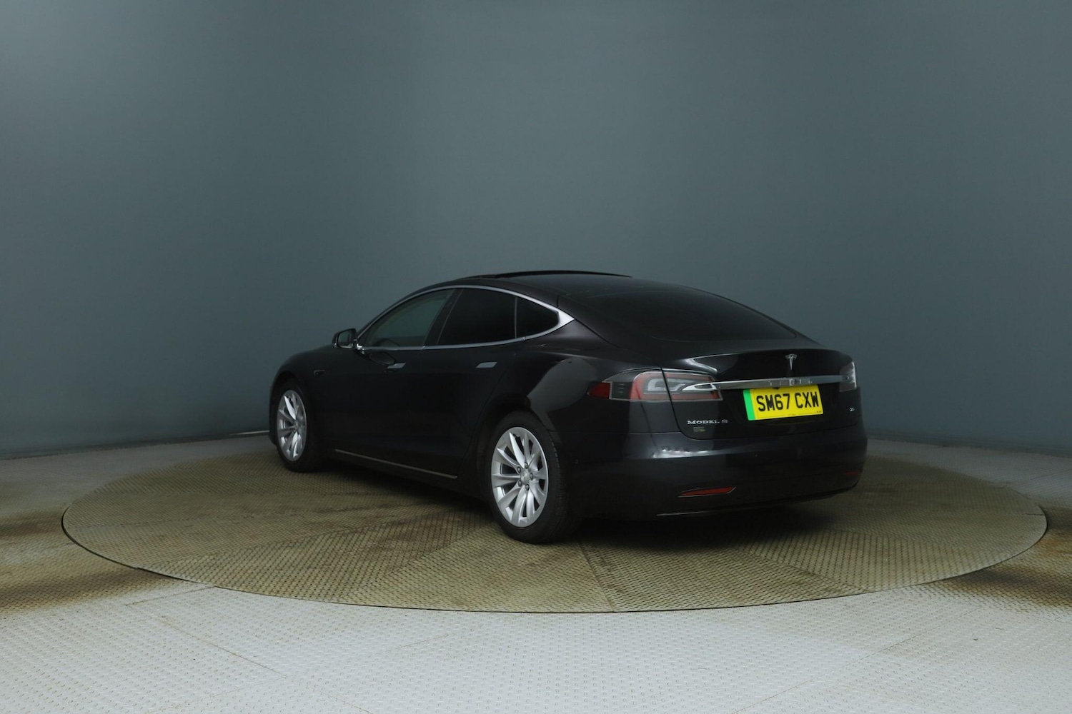 Used Tesla Model S 2017 for sale - 76550836: Photo 4