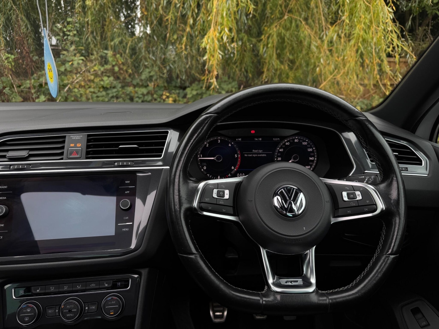 Used Volkswagen Tiguan 2017 for sale - 76201330: Photo 27