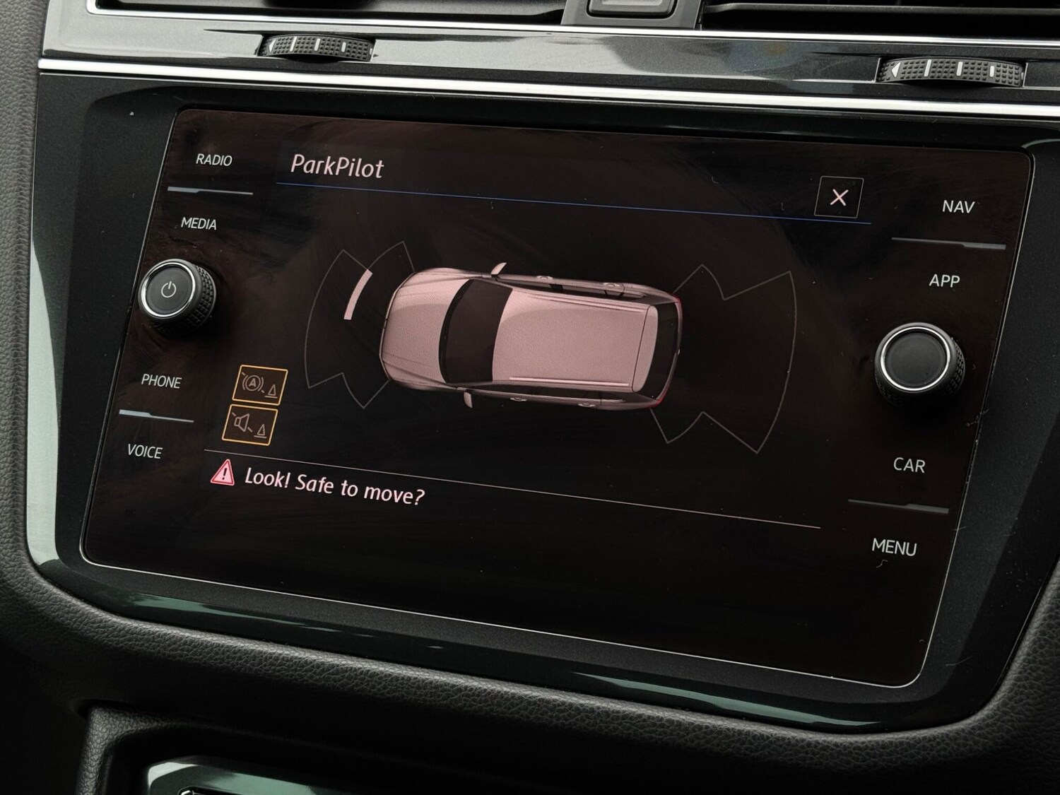 Used Volkswagen Tiguan 2017 for sale - 76201330: Photo 37