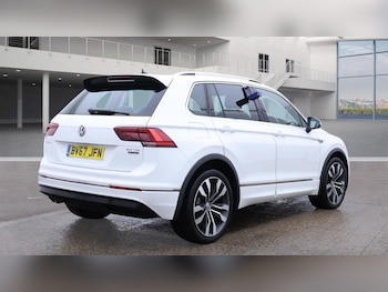 Used Volkswagen Tiguan 2017 for sale - 76201330: Photo 4
