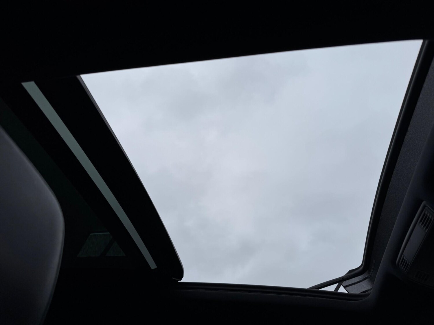 Used Volkswagen Tiguan 2017 for sale - 76201330: Photo 55