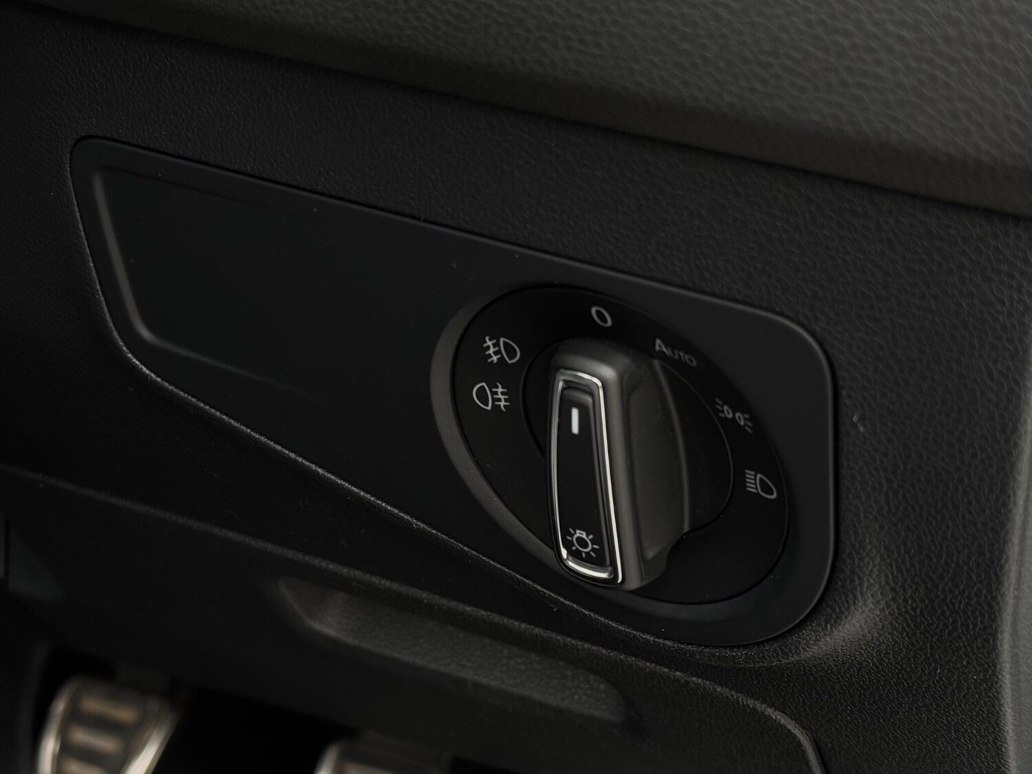 Used Volkswagen Tiguan 2017 for sale - 76201330: Photo 63