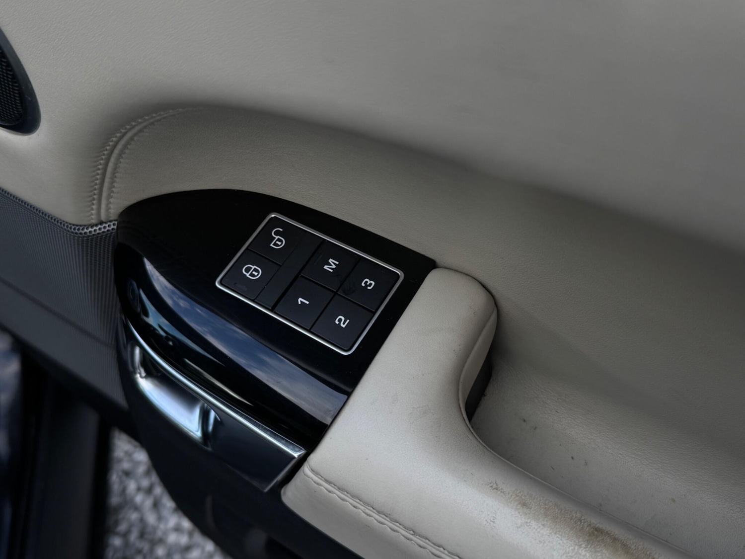 Used Land Rover Range Rover Sport 2018 for sale - 75915253: Photo 65