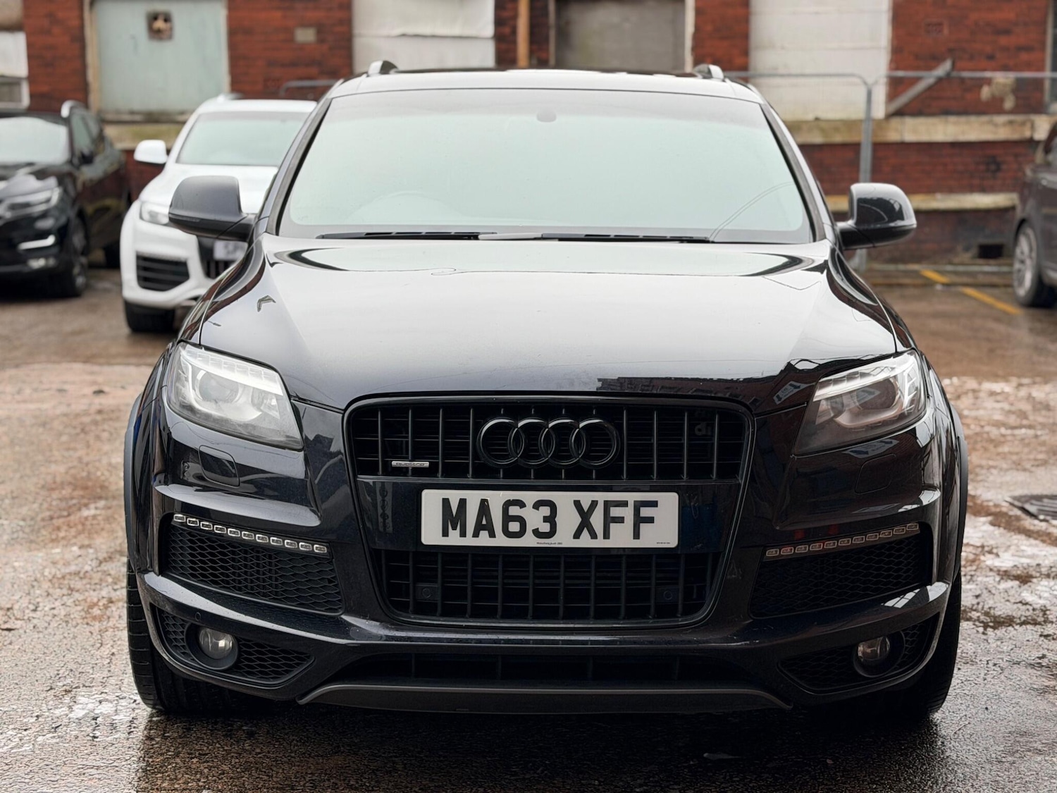 Used Audi Q7 2013 for sale - 77695528: Photo 2