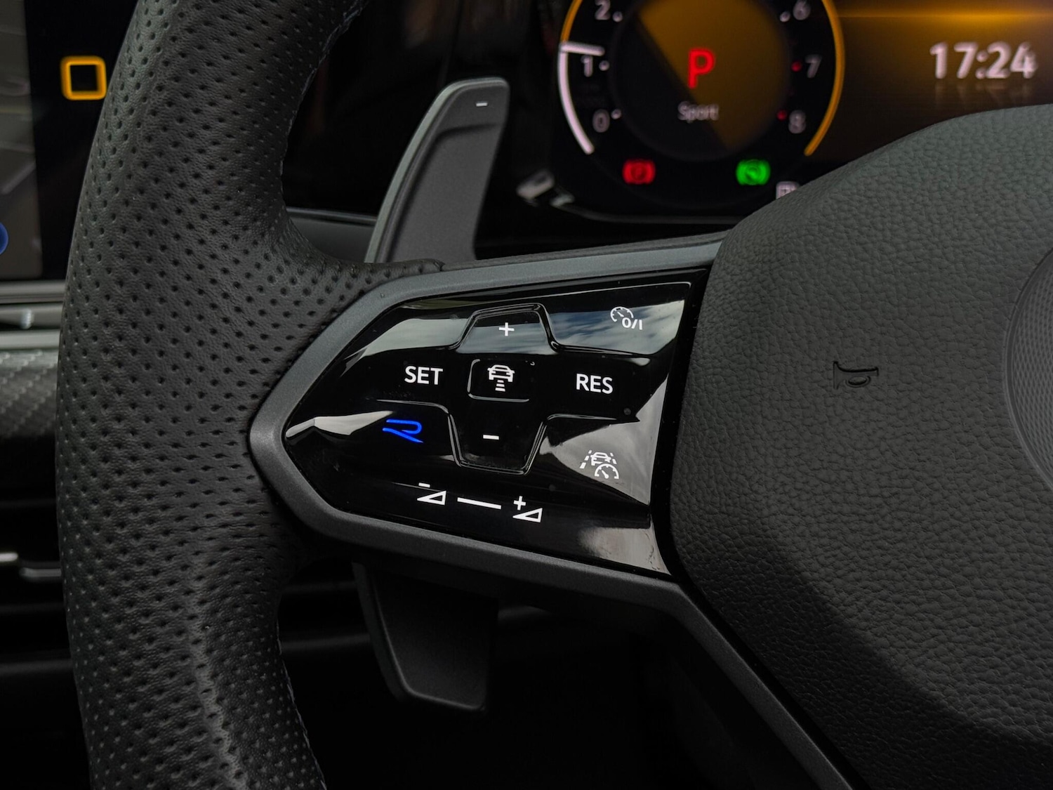 Used Volkswagen Golf for sale - 76993568: Photo 32