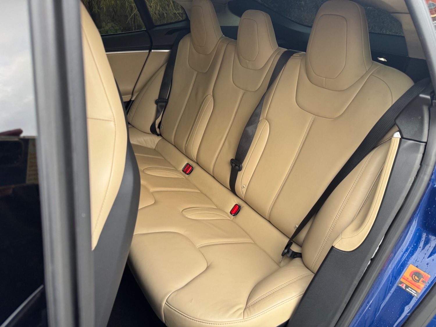 Used Tesla Model S 2015 for sale - 76996861: Photo 25