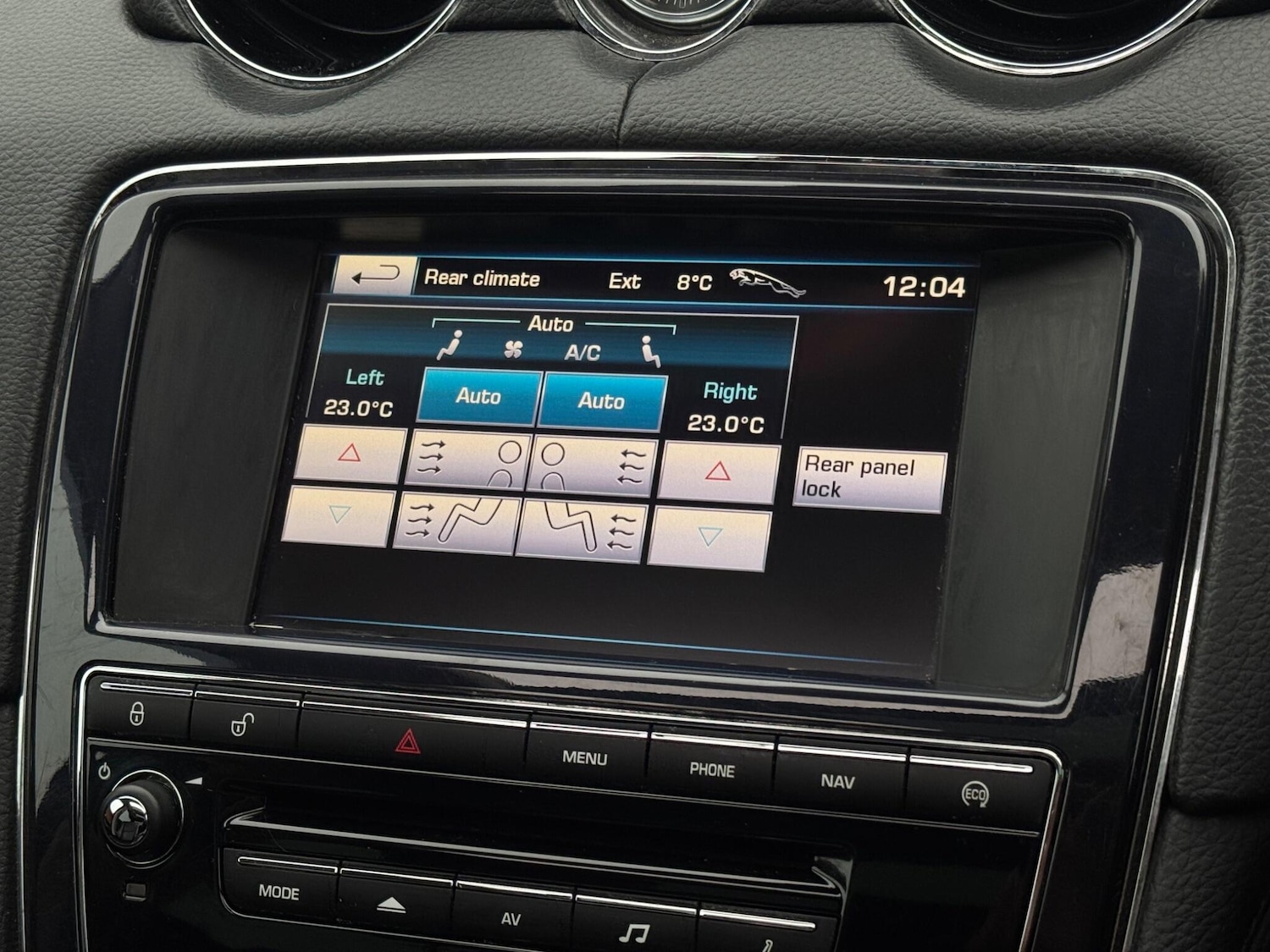 Used Jaguar XJ 2013 for sale - 77242323: Photo 54