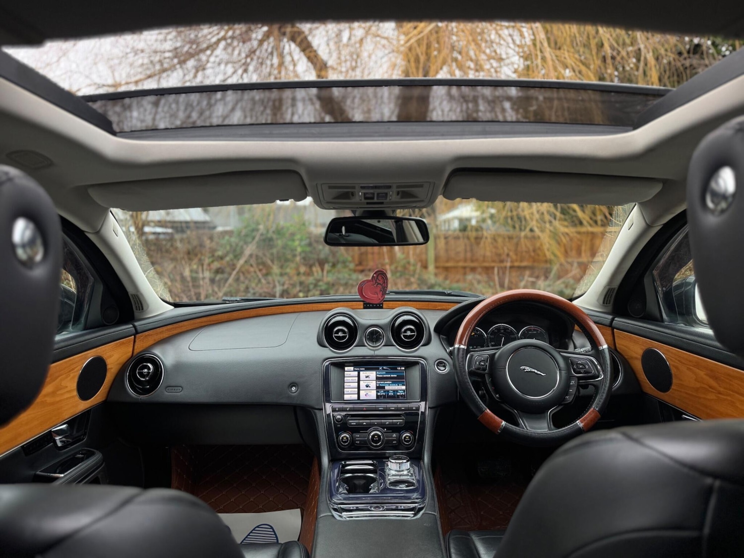 Used Jaguar XJ 2013 for sale - 77242323: Photo 72