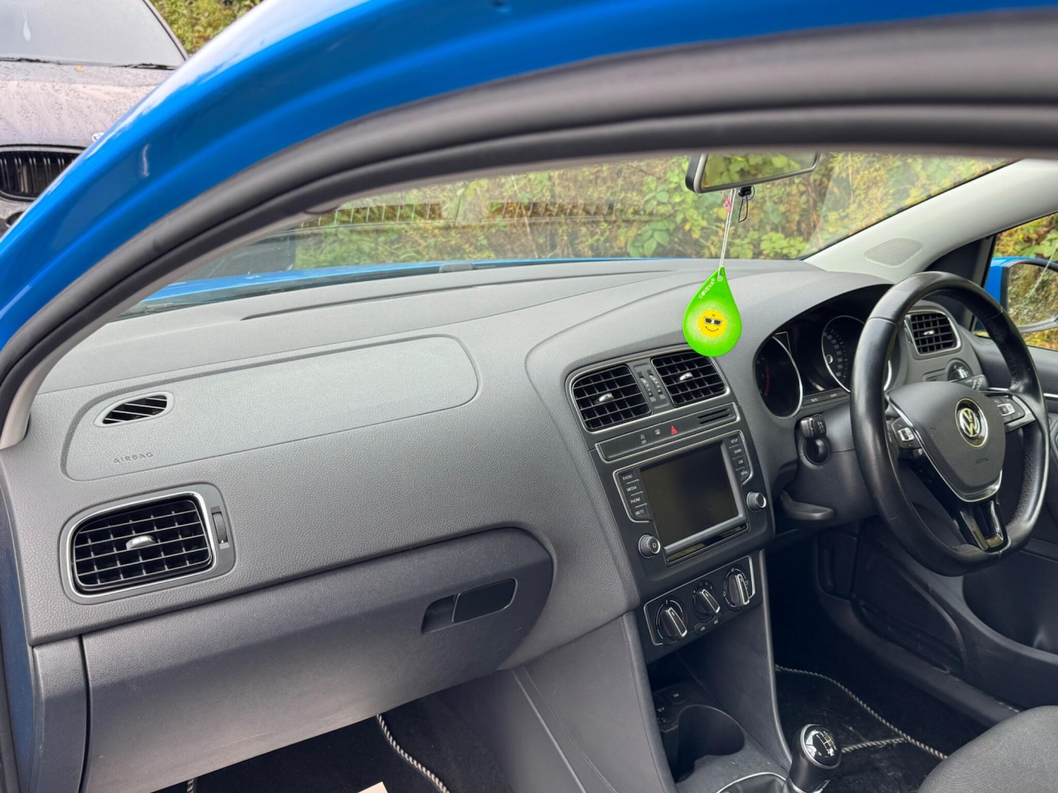 Used Volkswagen Polo 2015 for sale - 76294609: Photo 15