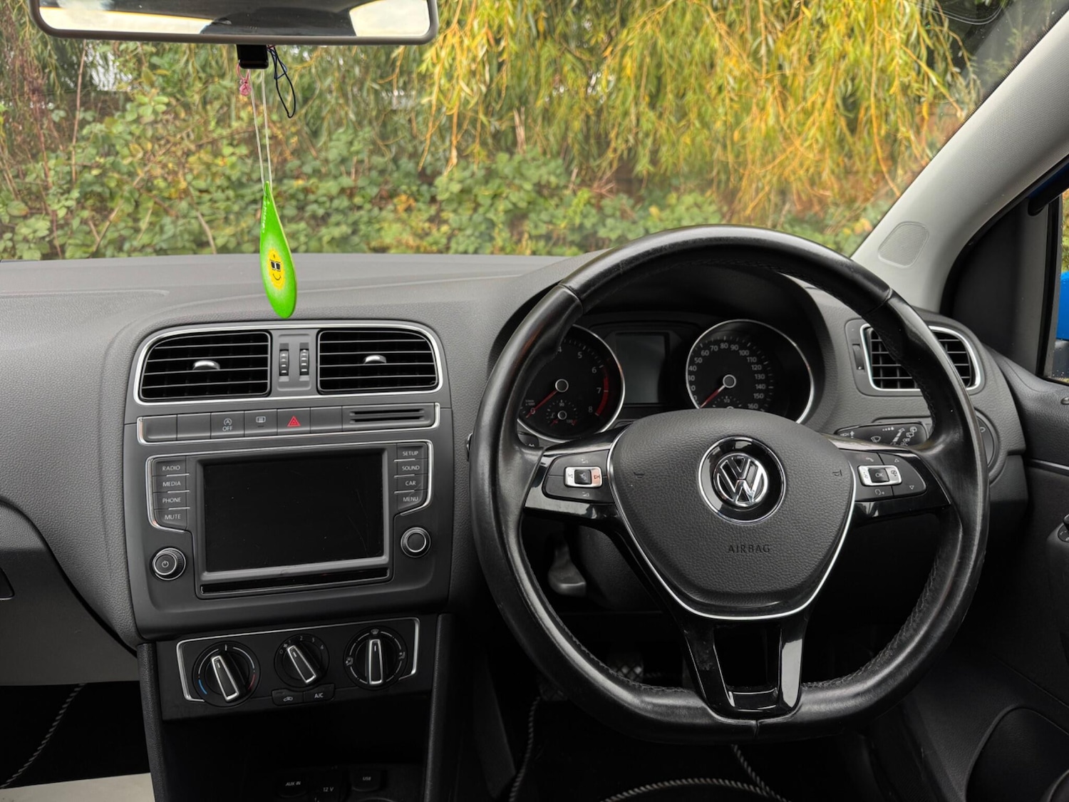 Used Volkswagen Polo 2015 for sale - 76294609: Photo 27