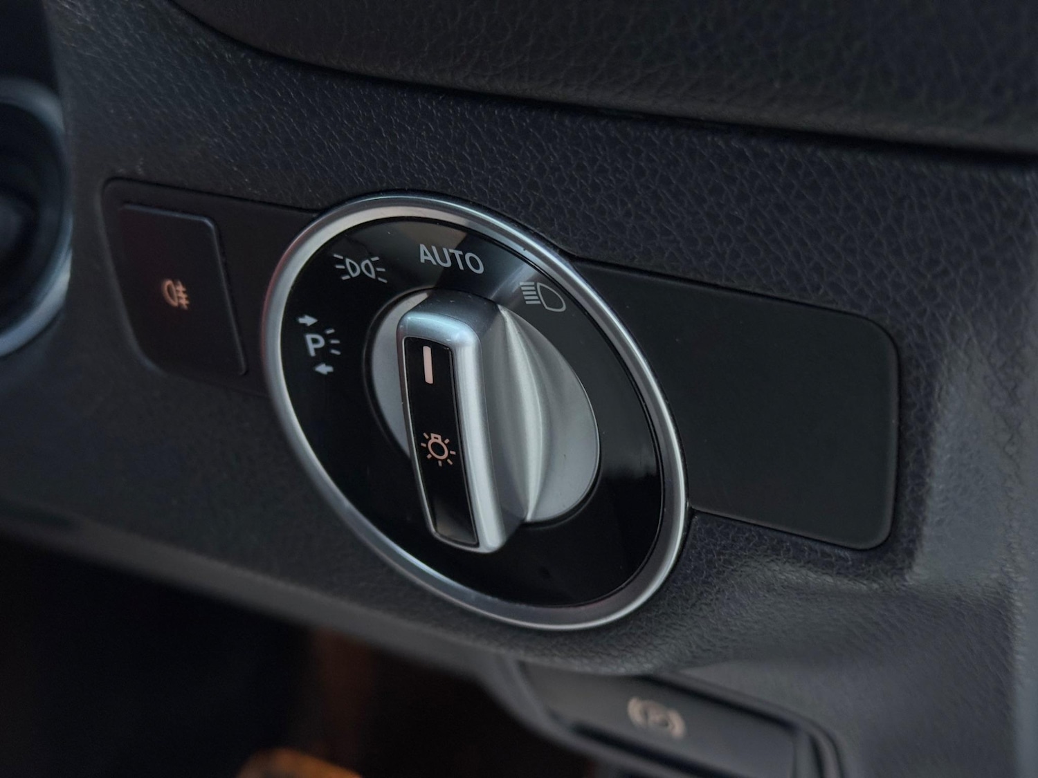 Used Mercedes-Benz CLA 2014 for sale - 76994143: Photo 35