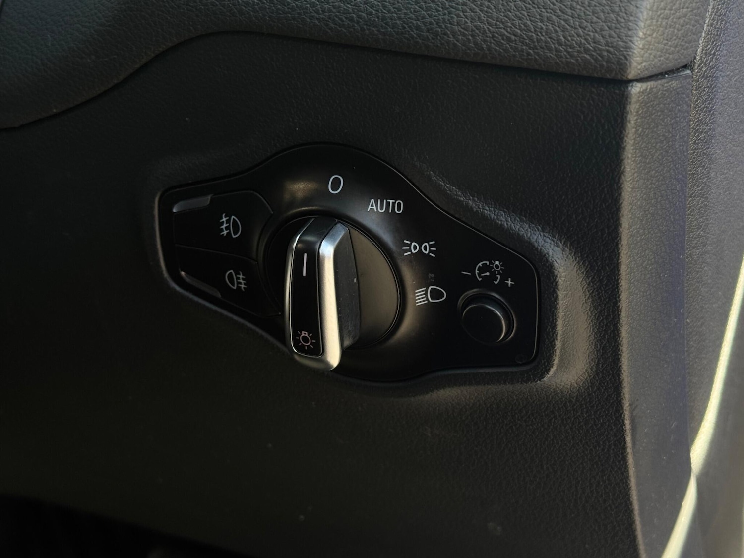 Used Audi SQ5 2016 for sale - 76251313: Photo 66