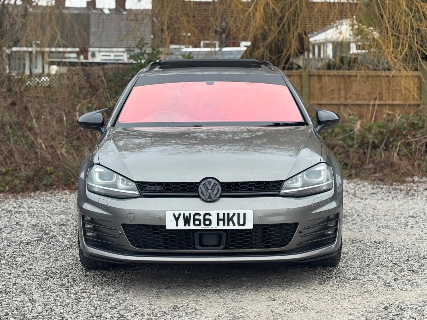 Used Volkswagen Golf 2016 for sale - 77130684: Photo 2