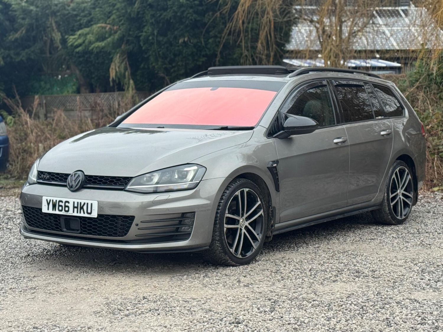 Used Volkswagen Golf 2016 for sale - 77130684: Photo 3