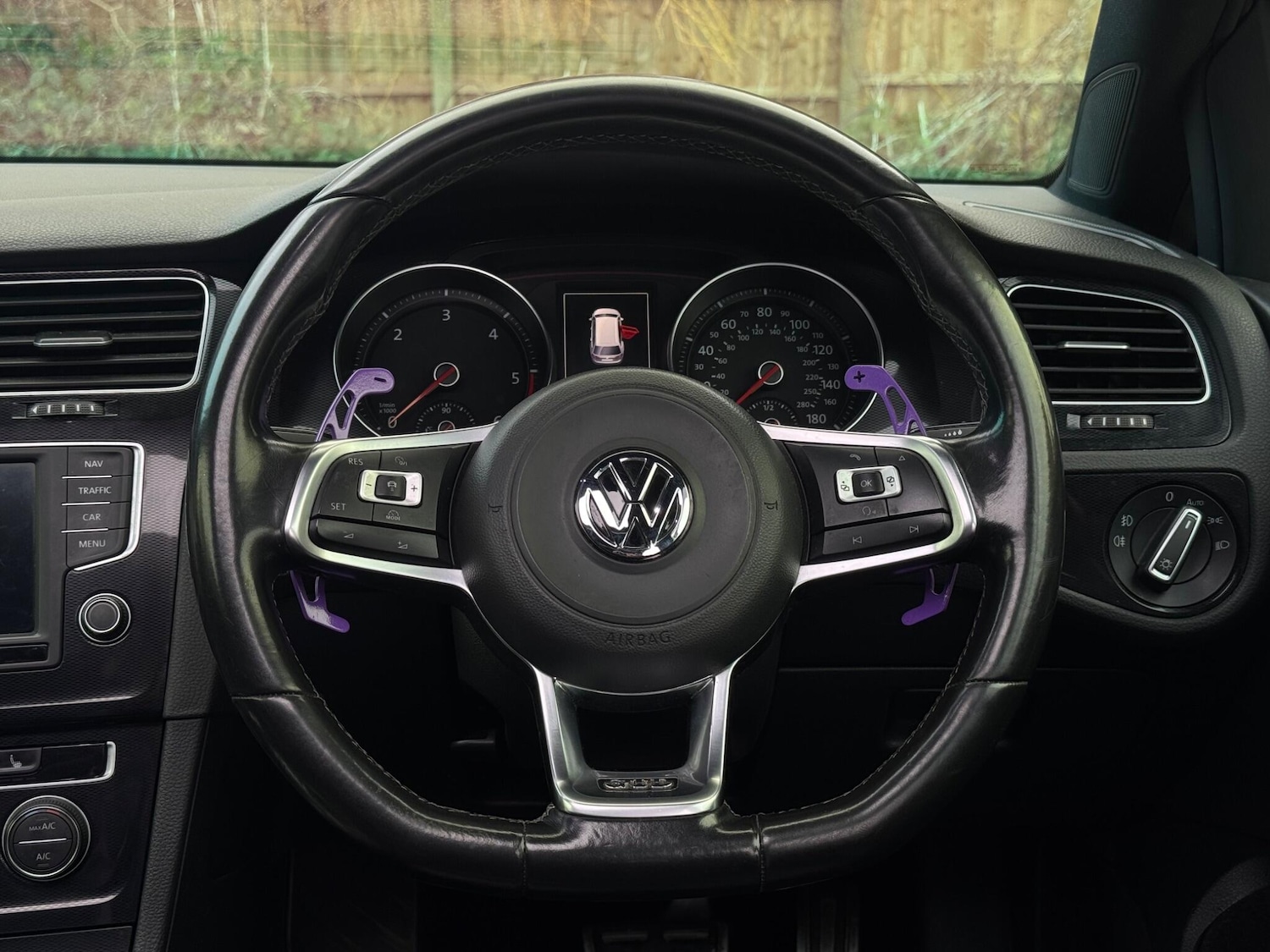 Used Volkswagen Golf 2016 for sale - 77130684: Photo 33