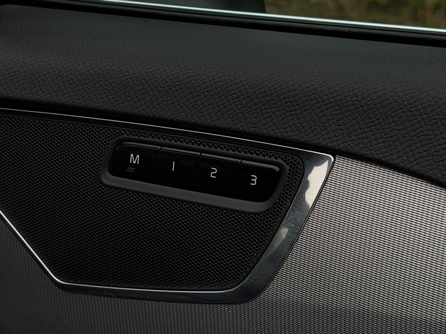 Used Volvo XC90 2017 for sale - 76306209: Photo 72