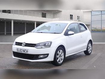Used Volkswagen Polo 2013 for sale - 77066612: Photo