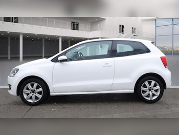 Used Volkswagen Polo 2013 for sale - 77066612: Photo