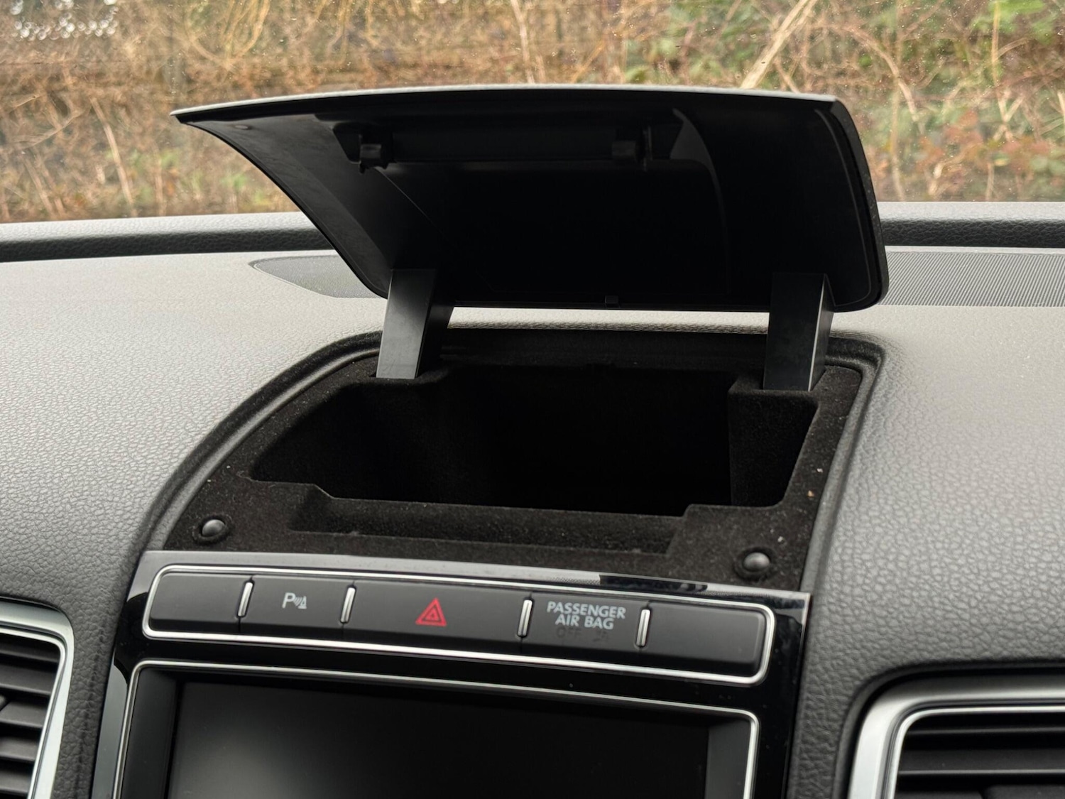 Used Volkswagen Touareg 2015 for sale - 77242572: Photo 39