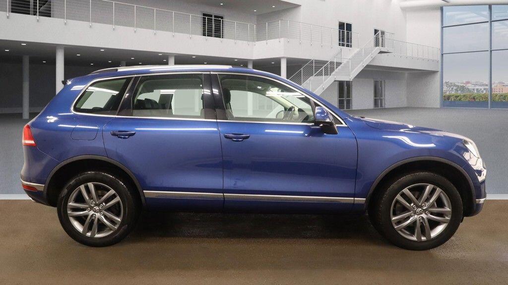 Used Volkswagen Touareg 2015 for sale - 77242572: Photo 6