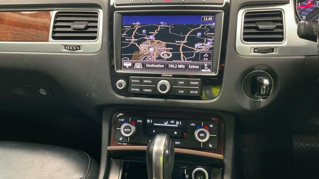 Used Volkswagen Touareg 2015 for sale - 77242572: Photo 9