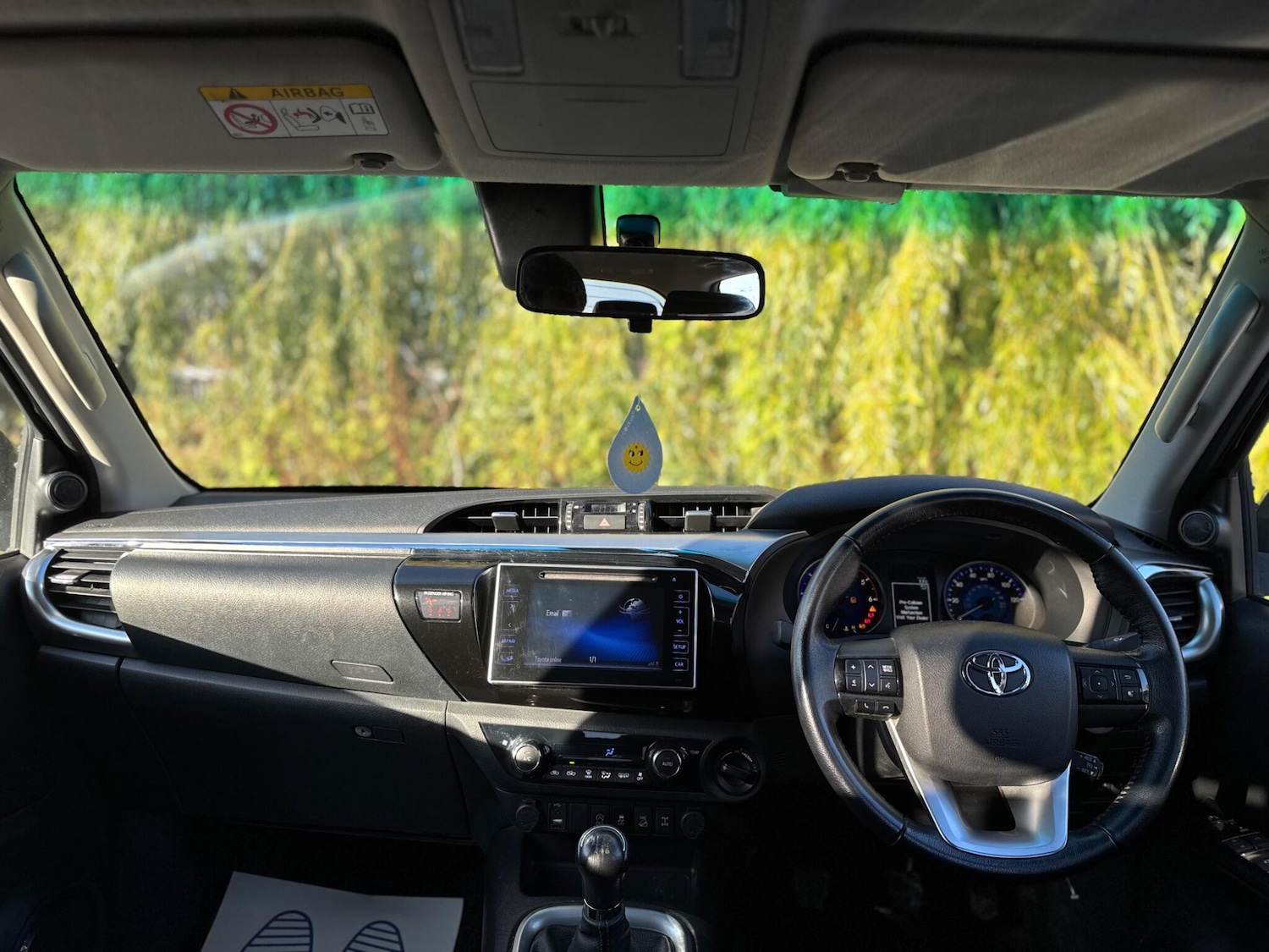 Used Toyota Hilux 2019 for sale - 76991118: Photo 22