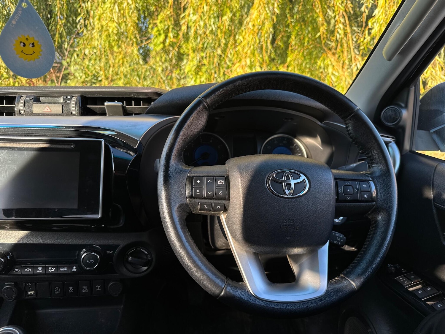 Used Toyota Hilux 2019 for sale - 76991118: Photo 23