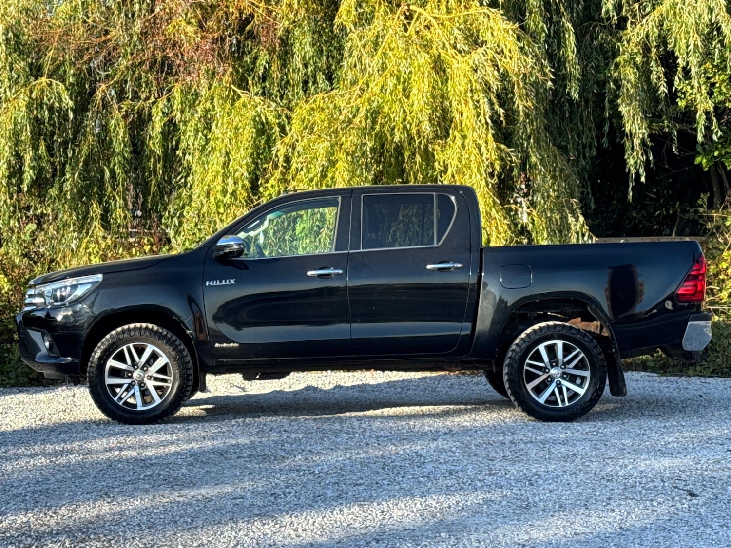 Used Toyota Hilux 2019 for sale - 76991118: Photo 9