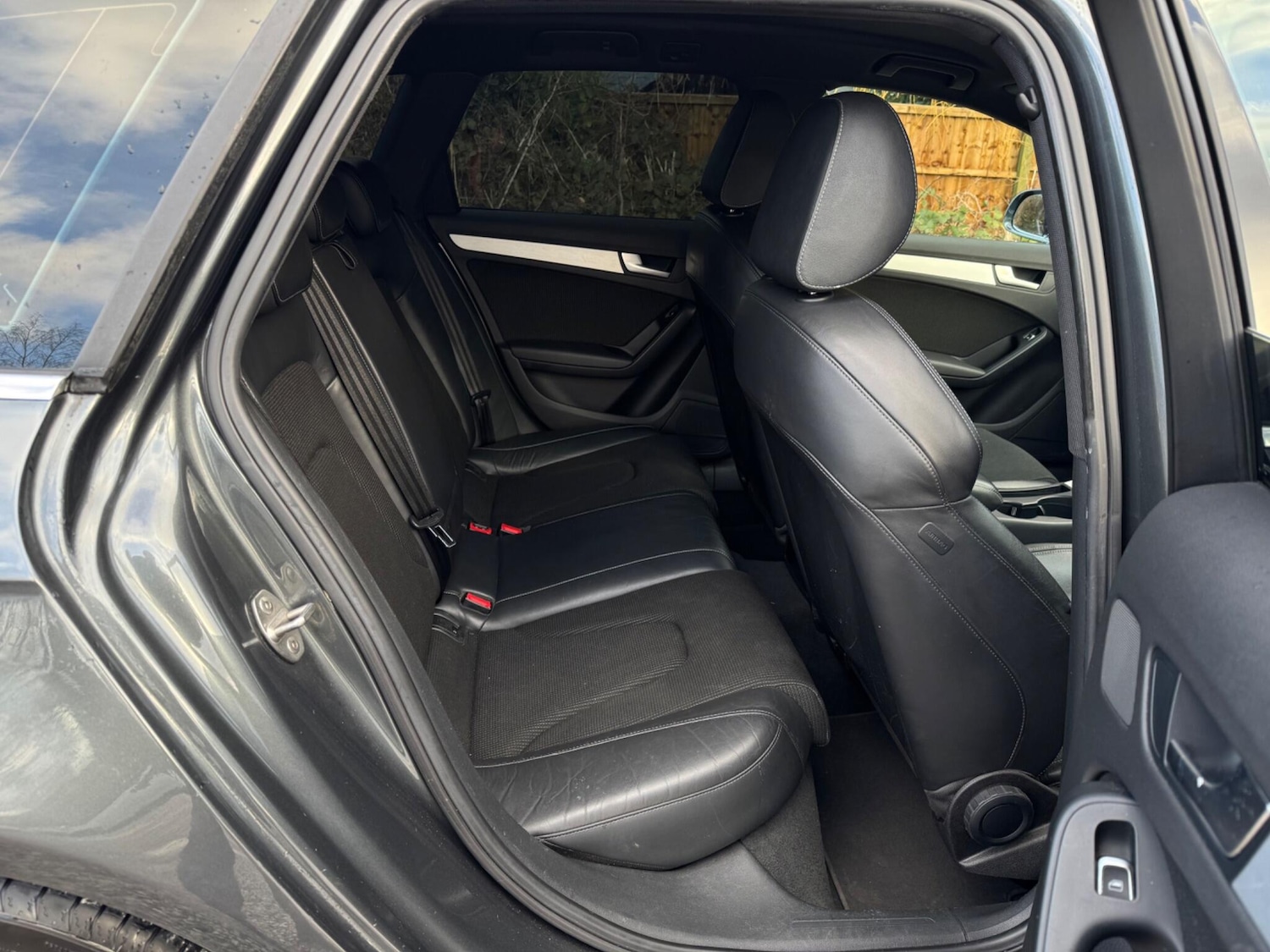 Used Audi A4 Avant 2013 for sale - 77120680: Photo 21