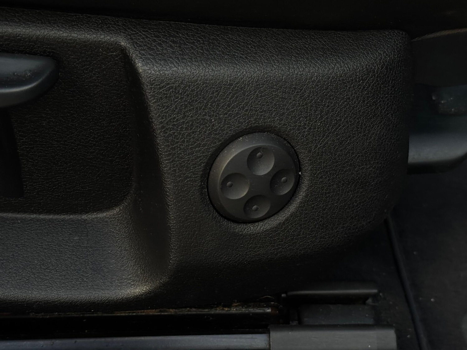 Used Audi A4 Avant 2013 for sale - 77120680: Photo 65