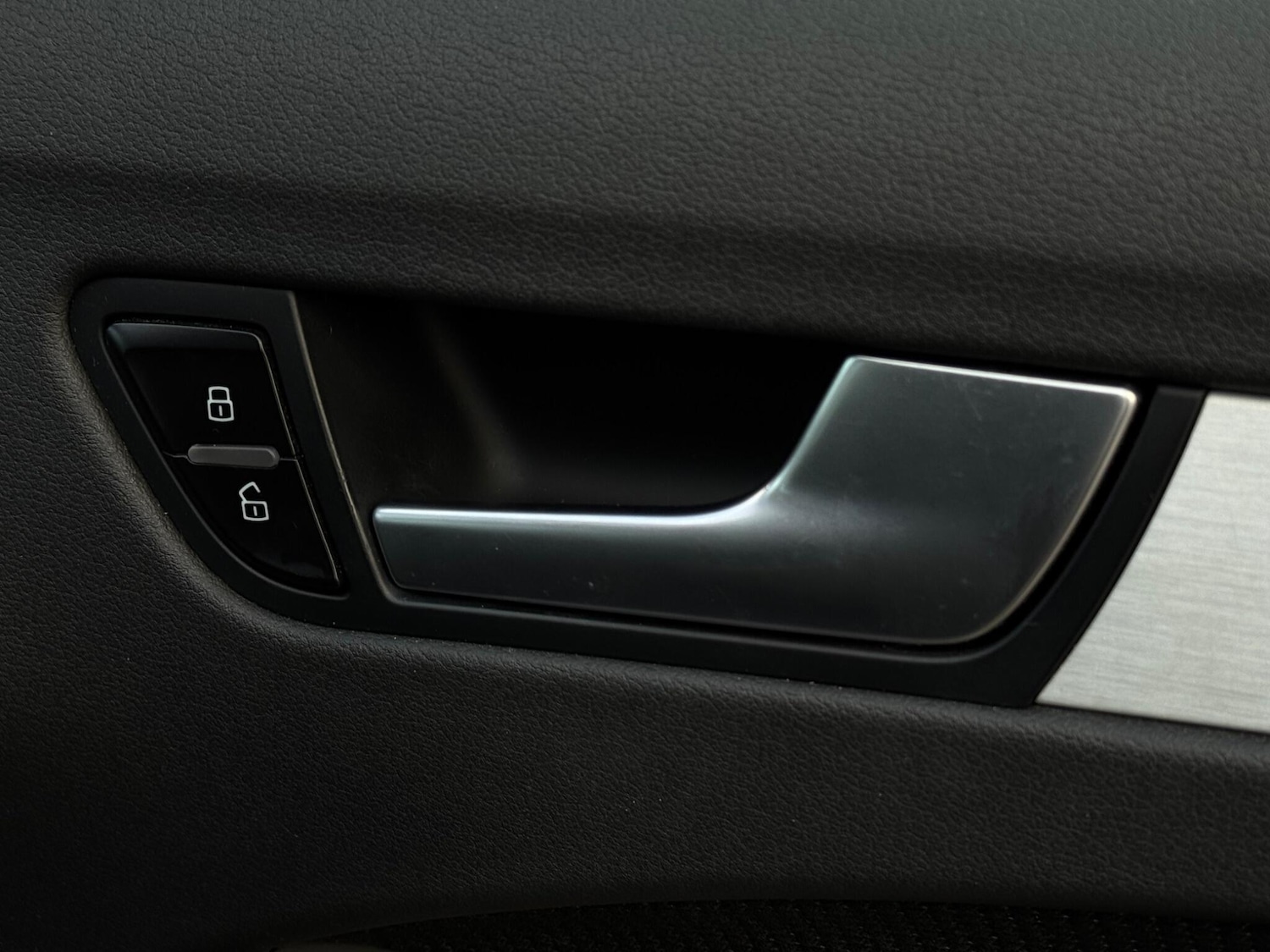 Used Audi A4 Avant 2013 for sale - 77120680: Photo 67