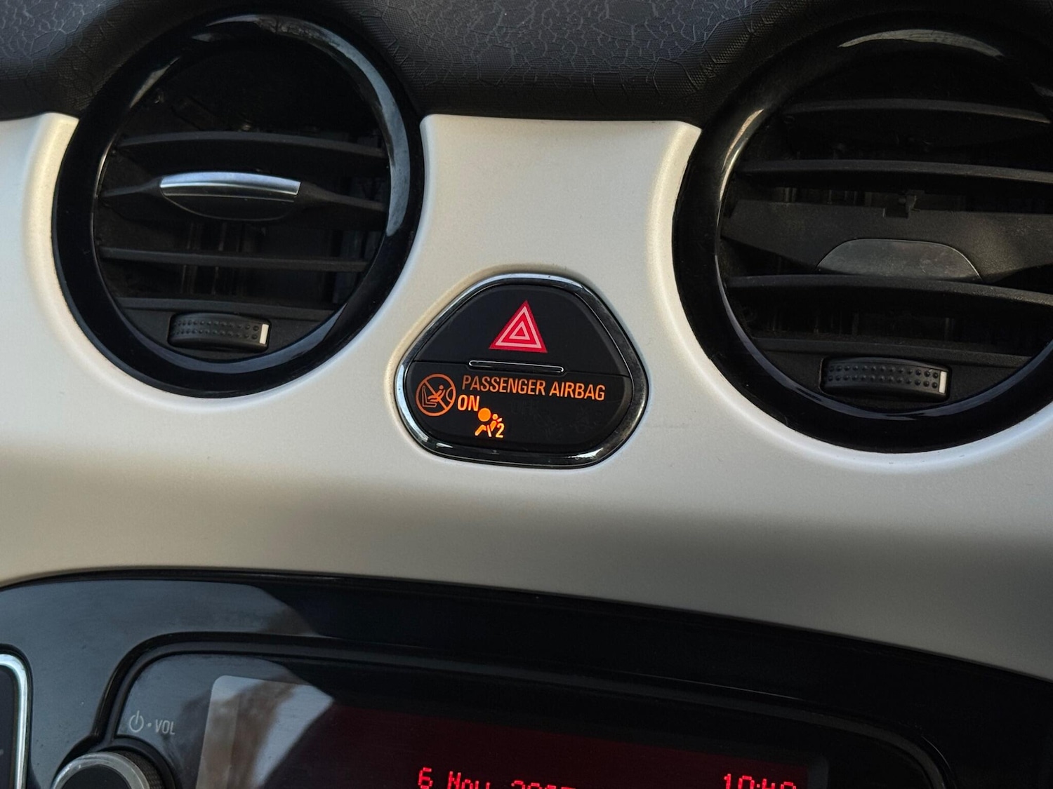 Used Vauxhall ADAM 2015 for sale - 76446447: Photo 38