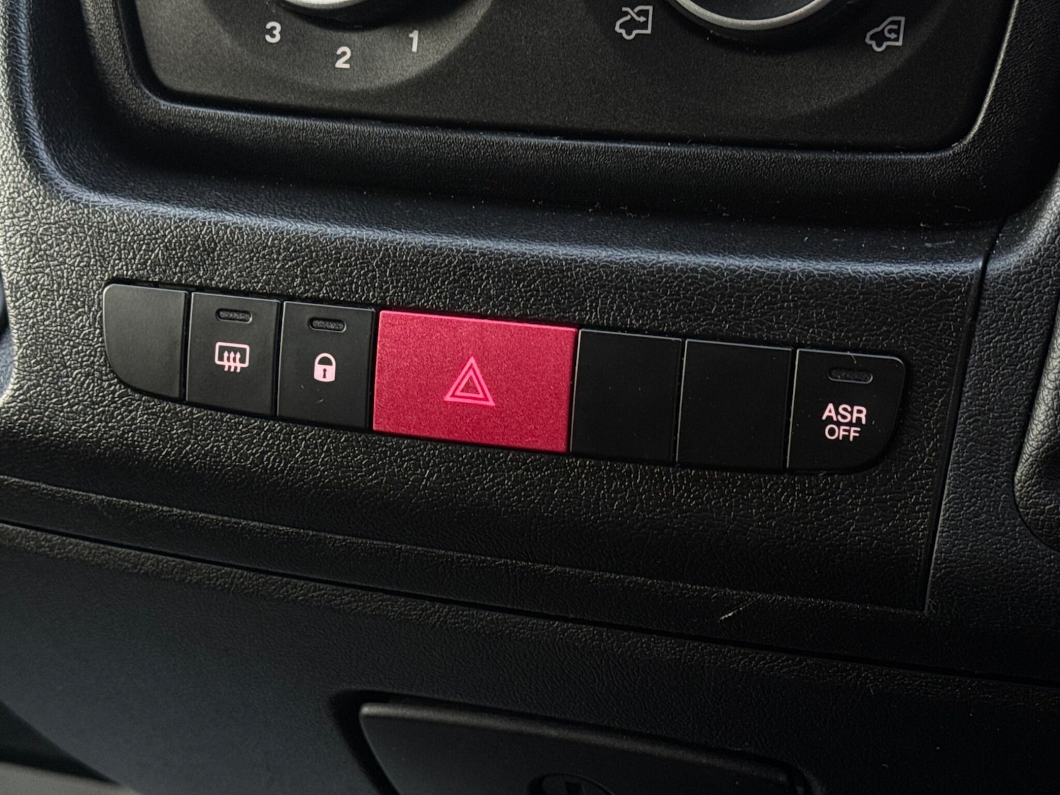 Used Peugeot Boxer 2020 for sale - 77166652: Photo 51