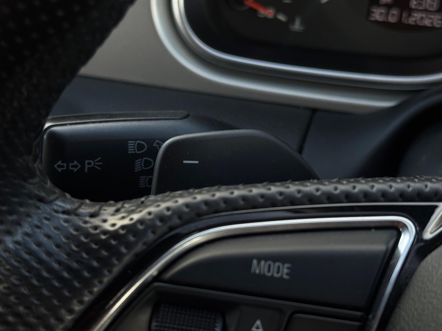 Used Audi Q7 2014 for sale - 77202637: Photo 38