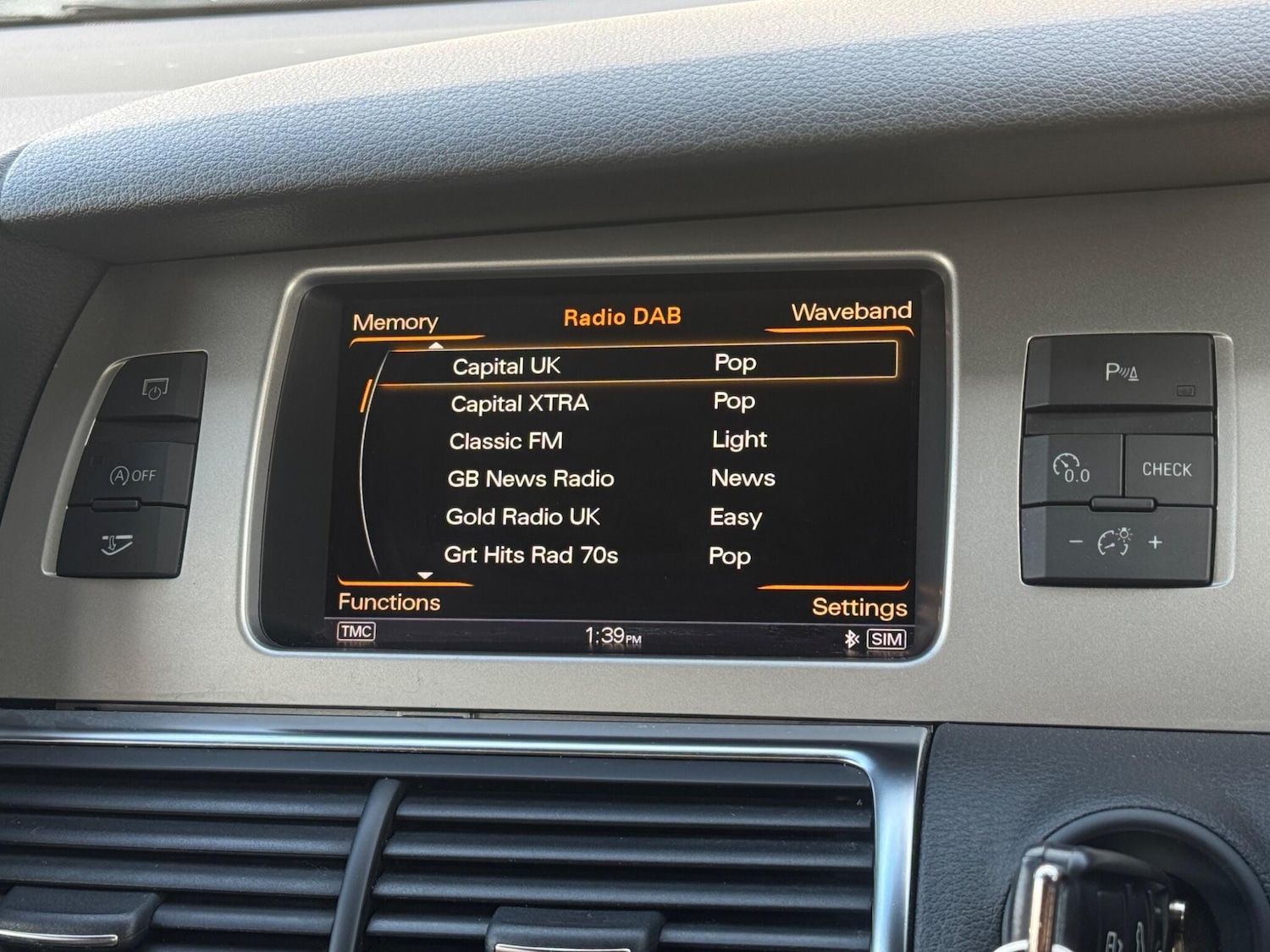 Used Audi Q7 2014 for sale - 77202637: Photo 51