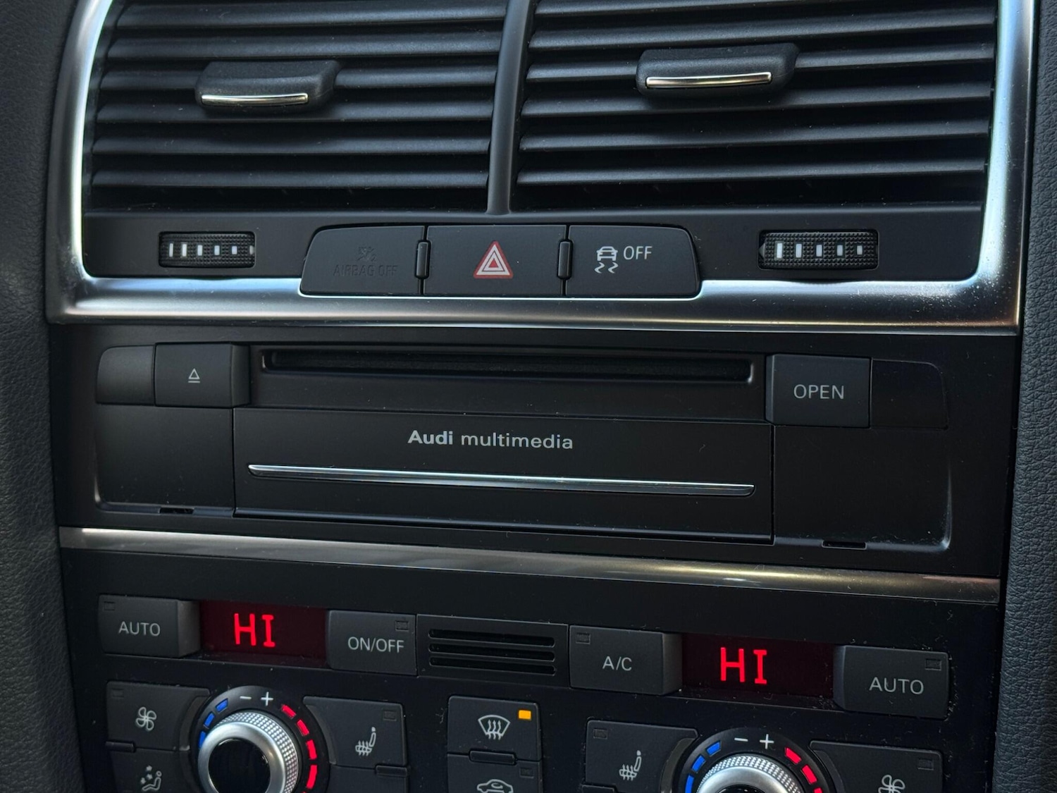 Used Audi Q7 2014 for sale - 77202637: Photo 58