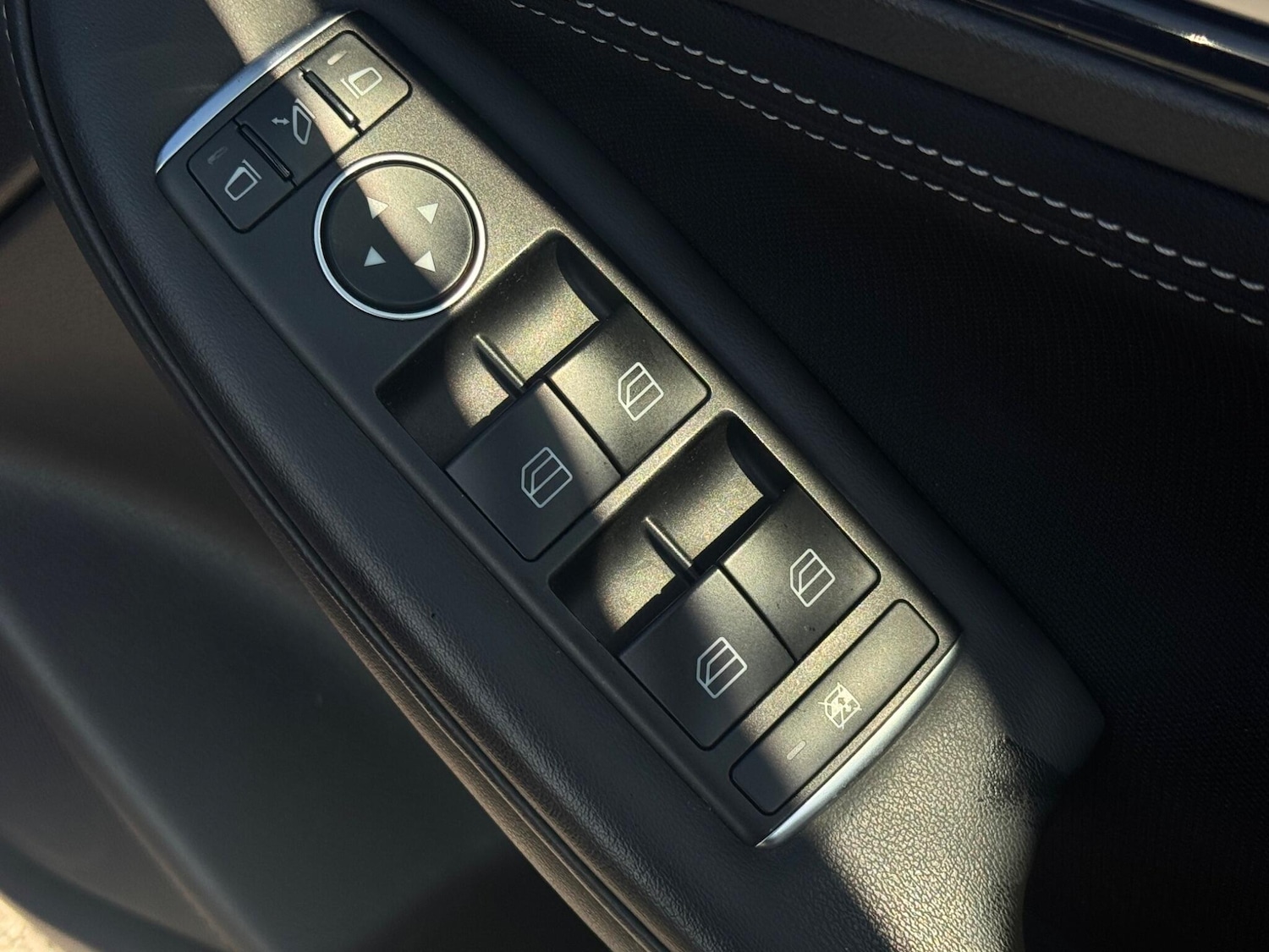 Used Infiniti Q30 2017 for sale - 77658288: Photo 65