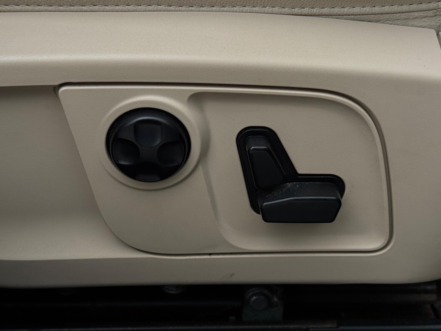 Used Maserati Levante 2017 for sale - 76251042: Photo 63