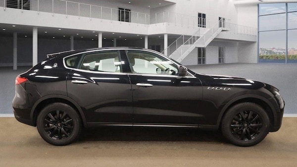 Used Maserati Levante 2017 for sale - 76251042: Photo 6