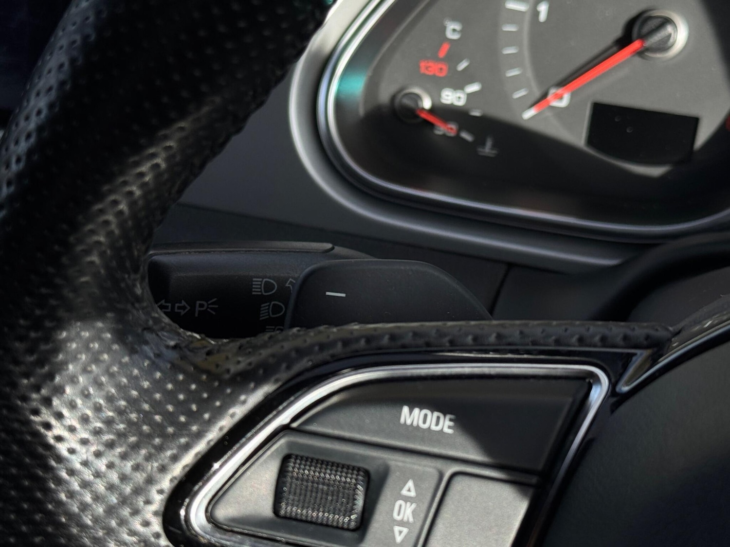 Used Audi Q7 2012 for sale - 76388346: Photo 38