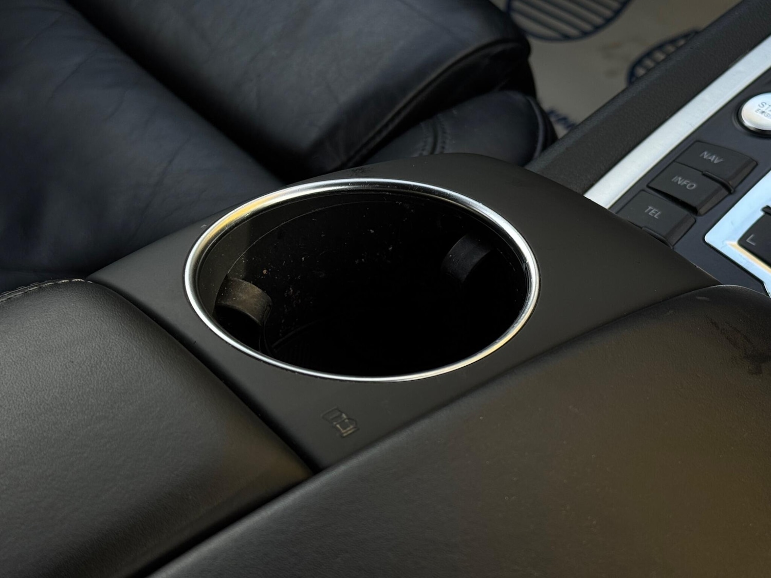 Used Audi Q7 2012 for sale - 76388346: Photo 65