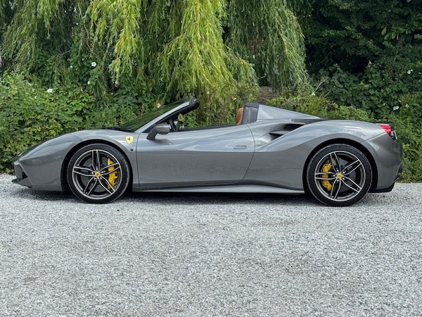 Used Ferrari 488 2016 for sale - 75531610: Photo 11